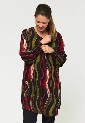 DAMILLA - Tuniek - deep red