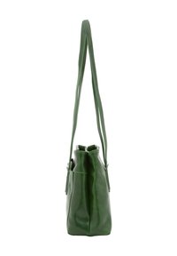 Borsa a spalla in pelle verde con finitura lucida, forma rettangolare, due lunghe tracolle e apertura superiore arricciata. Design minimalista senza hardware visibile.