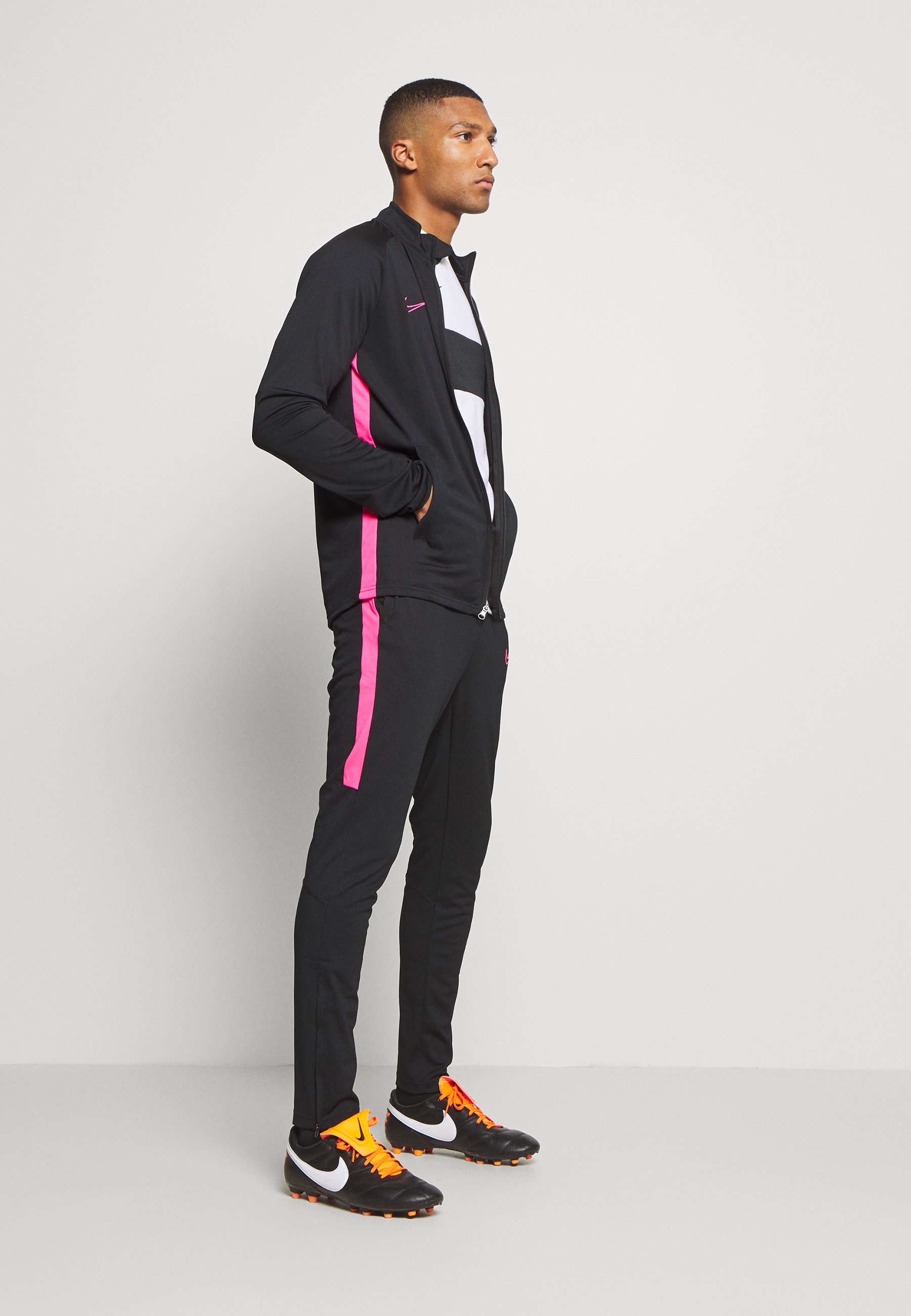 nike black and pink tracksuit