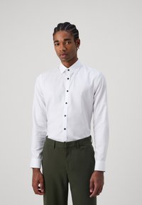 OLYMP No. Six Alkalmi ing - white