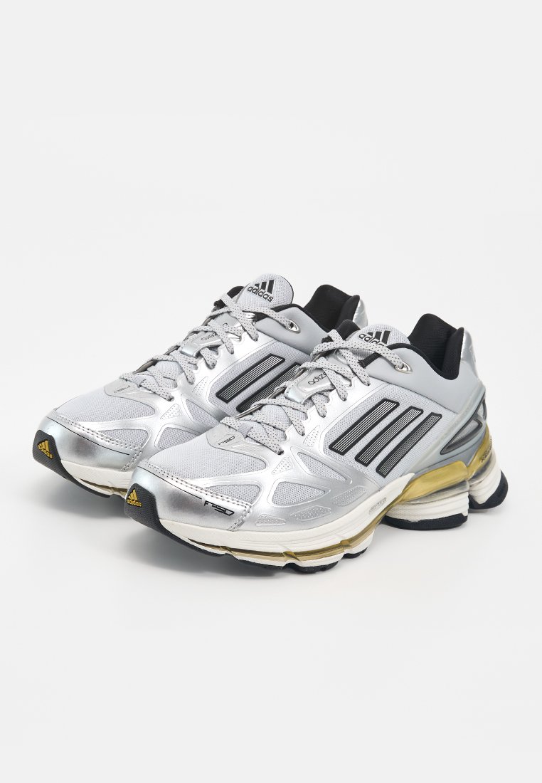 ADIZERO F50