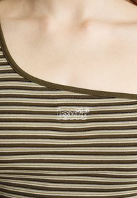 Levi's® Top - green