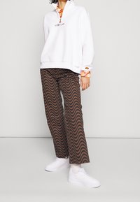 Ellesse Felpa - white