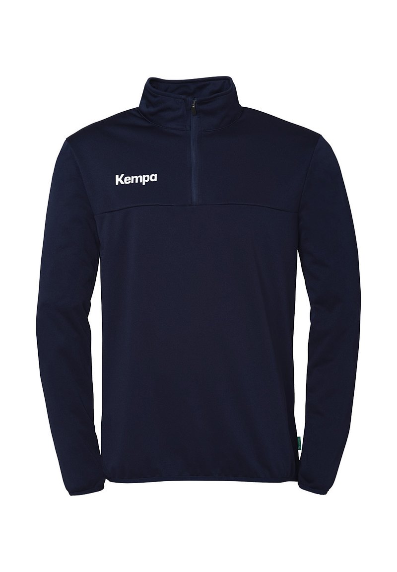 Pull en polaire bleu marine avec une demi-fermeture éclair, affichant un logo blanc "Kempa" sur la poitrine, des manches longues et un design simple.