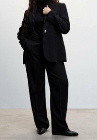 Mango Blazer - black