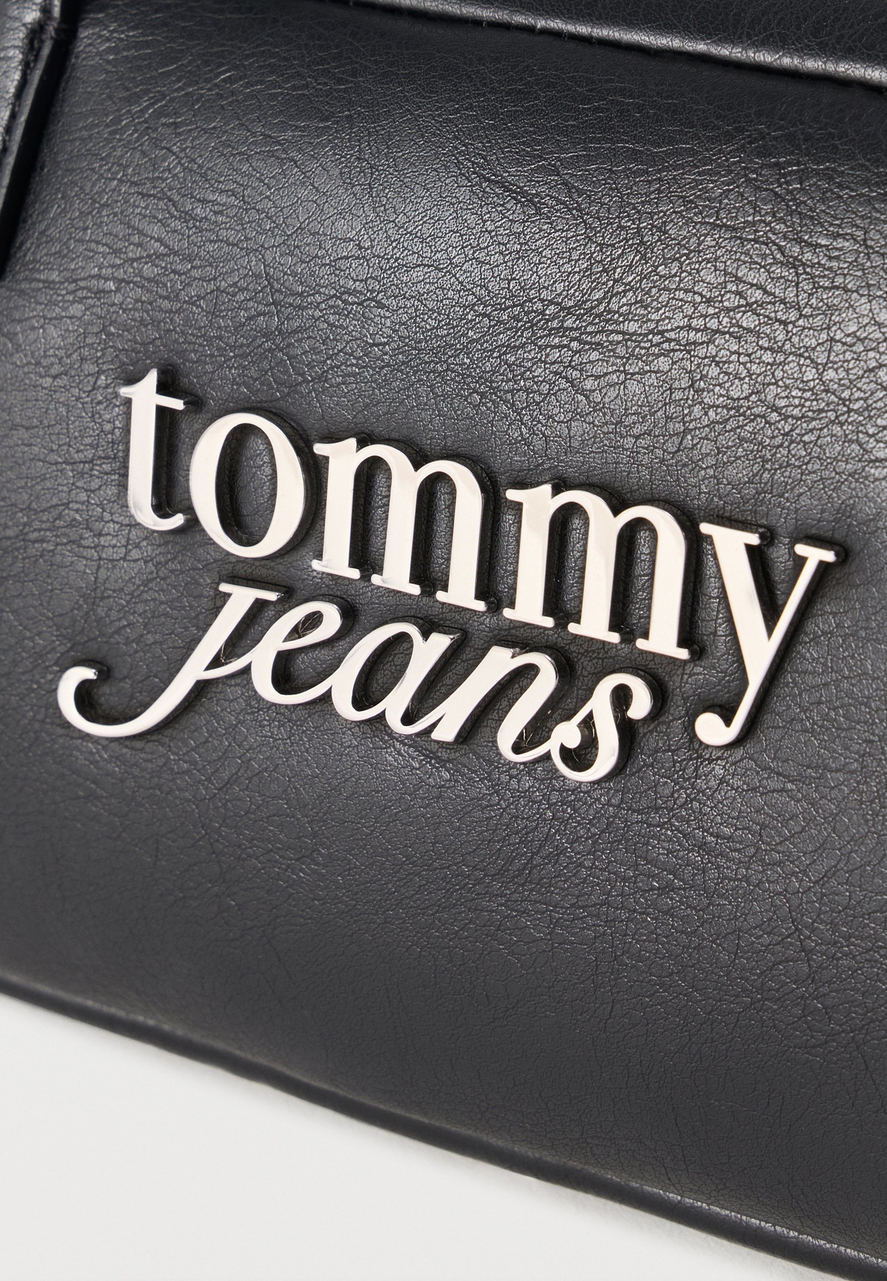 Tommy Jeans 볼드 숄더 백 핸드백