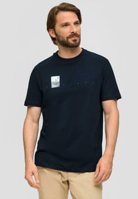 s.Oliver MIT FRONTPRINT - T-shirt print - navy