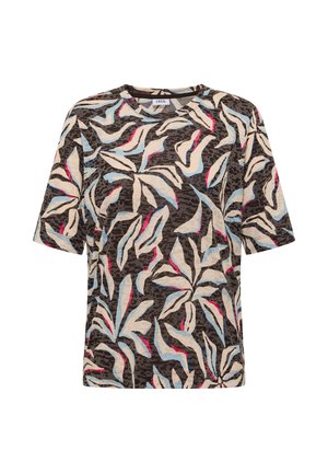 T-shirt à manches courtes avec un motif abstrait de feuilles en beige, bleu, rouge et noir sur un fond sombre.