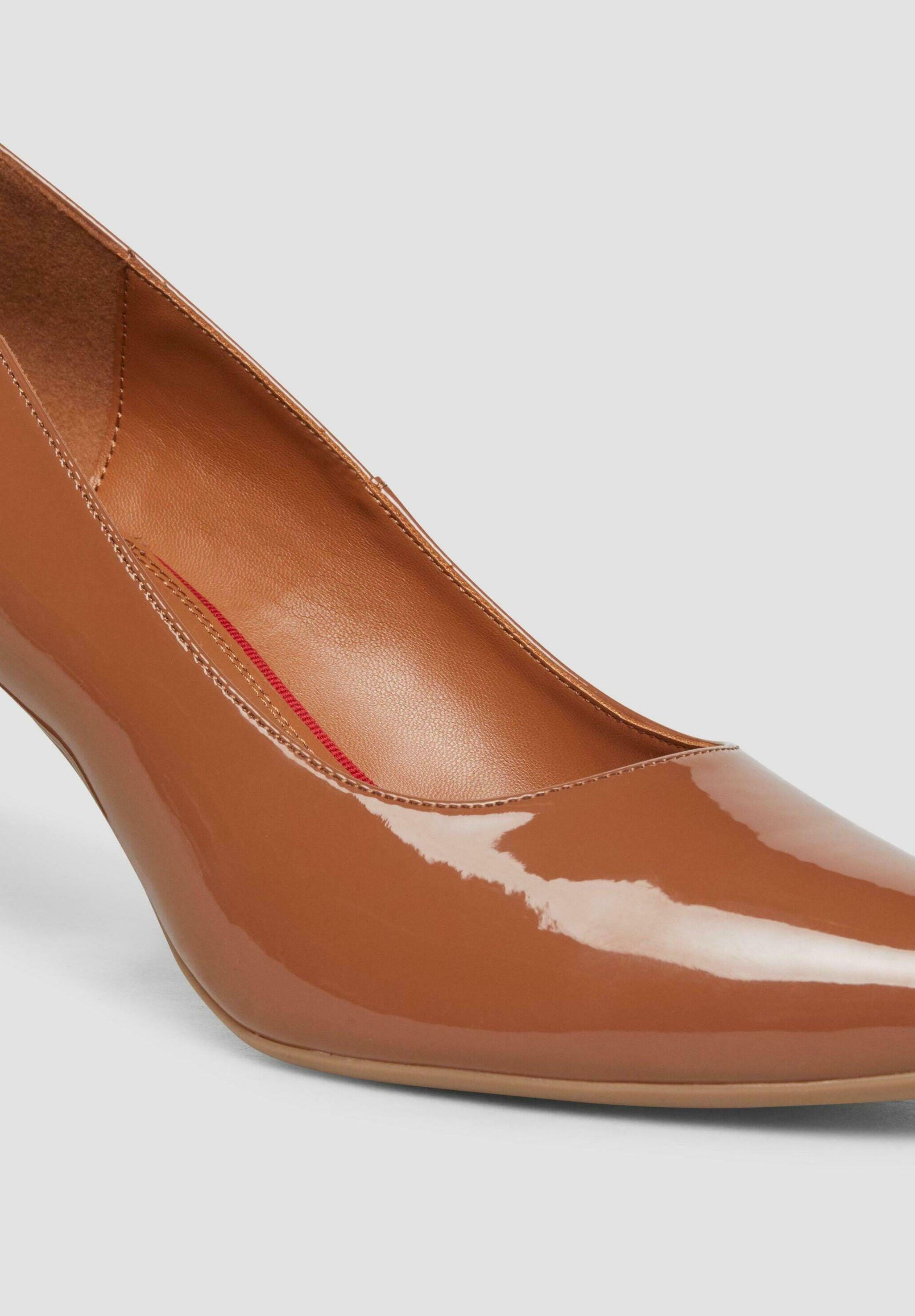 S.Oliver Damen Pumps Ballerina – Beige/nude, Trichterabsatz, Velourleder-Optik, Größe EUR, 22470