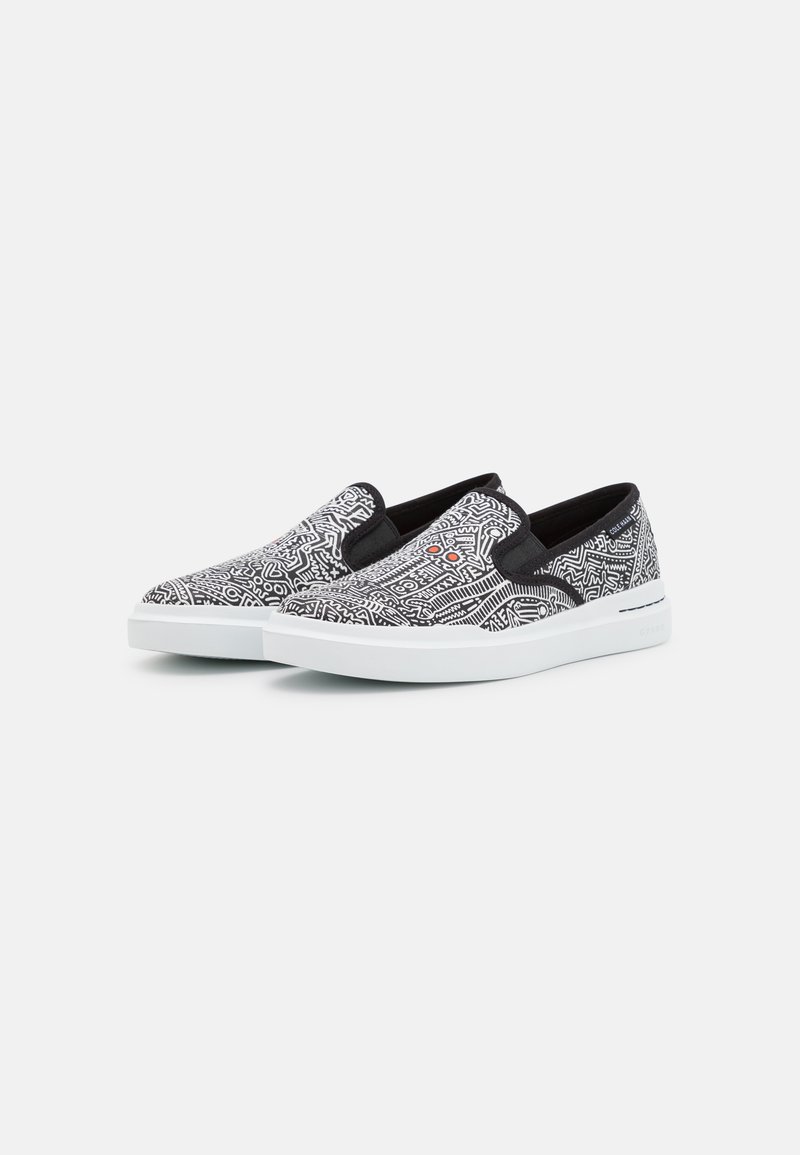 Herren Slipper | Cole Haan CH X KEITH HARING GRANDPRO RALLY SLIPON Slipper black/white/flame/schwarz - RX85360 Herren Slipper | Cole Haan CH X KEITH HARING GRANDPRO RALLY SLIPON Slipper black/white/flame/schwarz - RX85360