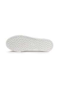 Semelle de chaussure blanche présentant un motif en nid d'abeille texturé, fabriquée en caoutchouc, avec un bord lisse et sans marque ni accents visibles.