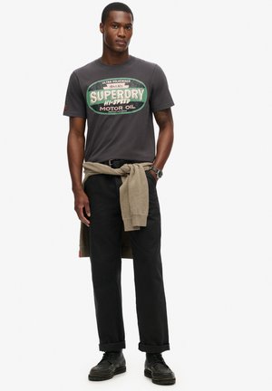 Superdry & Co WORKWEAR GASOLINE GRAPHIC - Camiseta estampada - blackboard