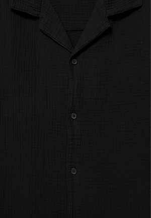 PULL&BEAR, SHORT-SLEEVED SHIRT. - Chemise - black