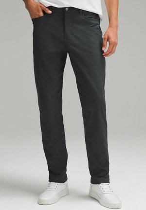 ABC Classic-Fit 5 Pocket Warpstreme 81cm - Pantaloni - obsidian