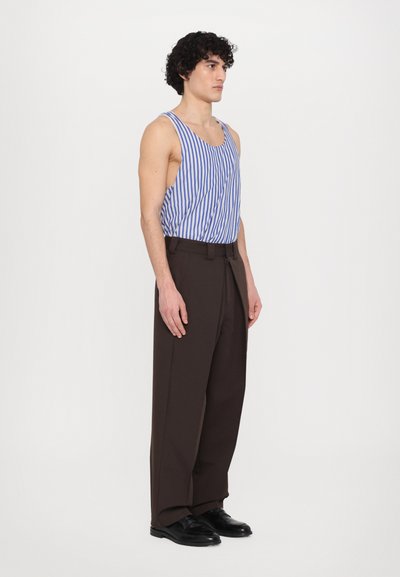 BLUEMARBLE WORK PANT - Broek - brown