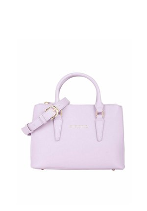 Sac à main Valentino lavande avec double poignée supérieure, bandoulière réglable, quincaillerie dorée et logo embossé à l'avant.