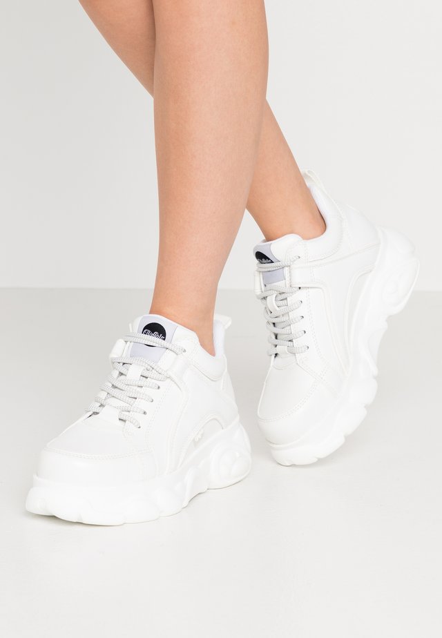 VEGAN CORIN - Sneaker low - white