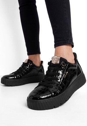 Tamaris, SNEAKER - Zapatillas - black croco