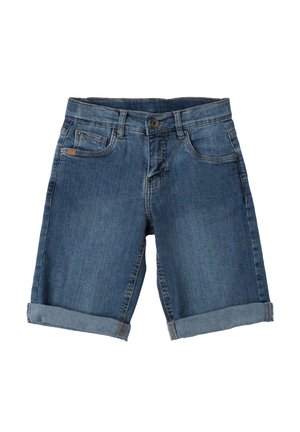Pantalones cortos de mezclilla en azul medio con un dobladillo enrollado, que cuentan con cinco bolsillos y un cierre de botón en la parte delantera. Diseño clásico de pierna recta.