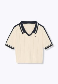 Pull polo à manches courtes en crème clair avec des accents bleu marine, col en V, col côtelé et de légères rayures verticales. Présente un "75" brodé.
