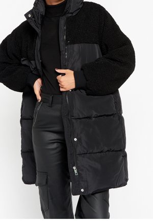 Wintermantel - black