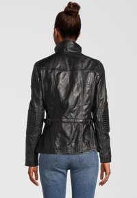 H.I.S MIT STEHKRAGEN - Lederjacke - black