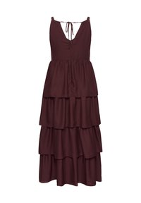 Robe maxi sans manches bordeaux foncé à volants avec un profond décolleté en V et fermeture à nouer au dos du cou.
