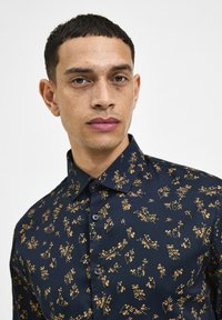 Selected Homme SLHSLIMFLEX PARK SHIRT - Shirt - bombay brown