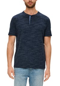 s.Oliver MELIERTES  MIT HENLEY AUSSCHNITT - T-Shirt basic - navy