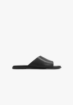 LOANIE - Muiltjes - black