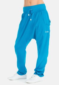 Unselected, turquoise