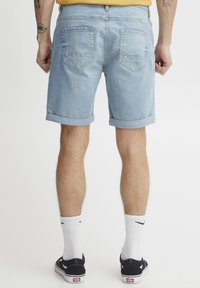 Blend BHDENIMSHORTS SLIM/ REGULAR FIT - Kratke hlače od trapera - denim light blue