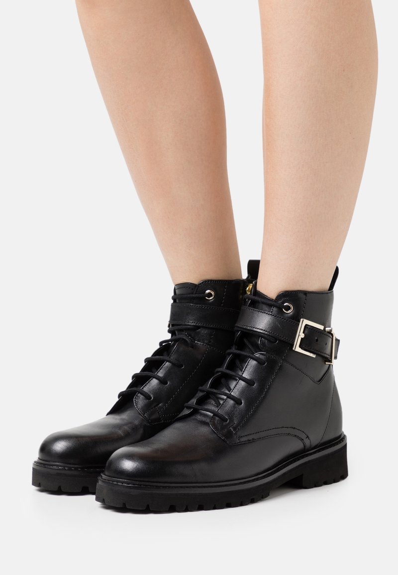 Ted Baker Stivaletti stringati - black