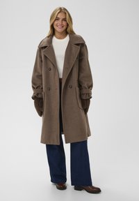 Saint Tropez Dūraiņi - chocolate brown