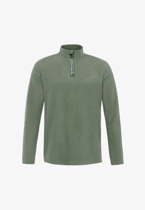 Grüner Fleece-Pullover mit halbem Reißverschluss, der ein Logo-Patch auf der Brust und vertikale Branding-Applikationen im Bereich des Reißverschlusses aufweist. Weicher Stoff.