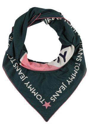 Ciemnozielony trójkątny szalik z różową gwiazdą oraz napisem "Tommy Jeans" nadrukowanym na krawędziach w białym kolorze z różową lamówką.