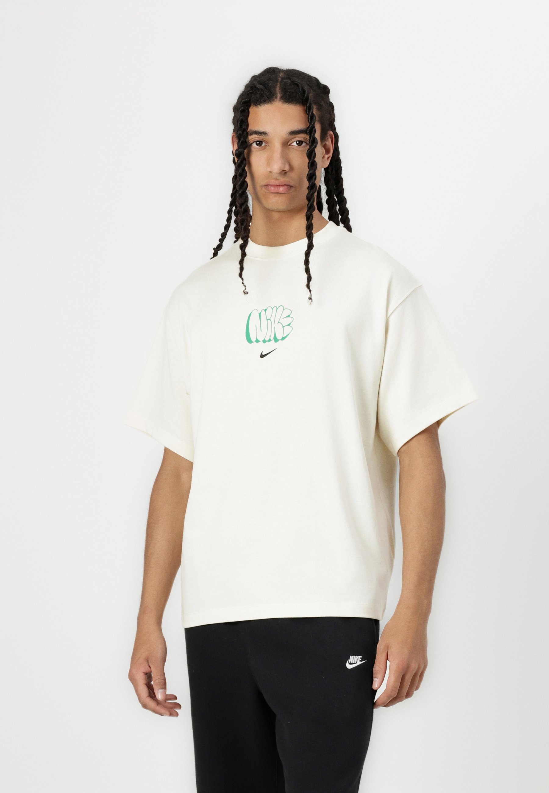 nike t shirt cream