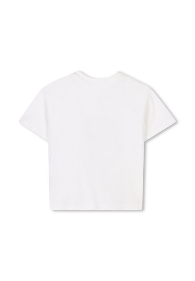 Witte katoenen t-shirt met korte mouwen, ronde hals en een losse pasvorm. Gladde textuur, geen zichtbare patronen of logo's. Eenvoudig ontwerp.