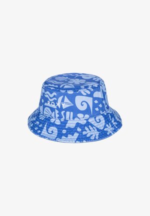 Chapeau seau bleu en tissu présentant un motif floral et des vagues bleu clair. Couronne arrondie avec un large rebord flexible.