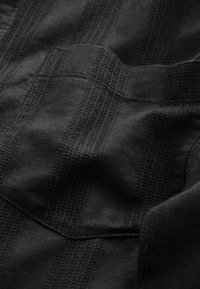 Next Paitapusero - black