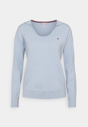 Sweat à capuche en coton bleu clair à manches longues avec poche avant et petit logo Tommy Hilfiger sur la poitrine.
