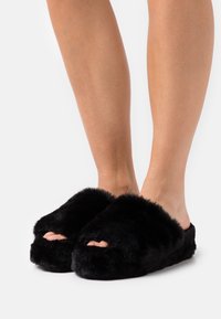 Tamaris Heeled mules - black