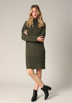 CLOELIE - Robe pull - dunkles khaki