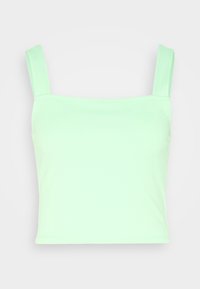 Mintgrön kort tanktopp med breda axelband, tillverkad av mjukt, elastiskt material, med en enkel design utan synliga mönster eller accenter.