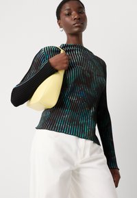 Marc Cain Top s dlhým rukávom - dark jade green