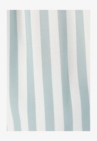 Geselecteerd, dark green striped