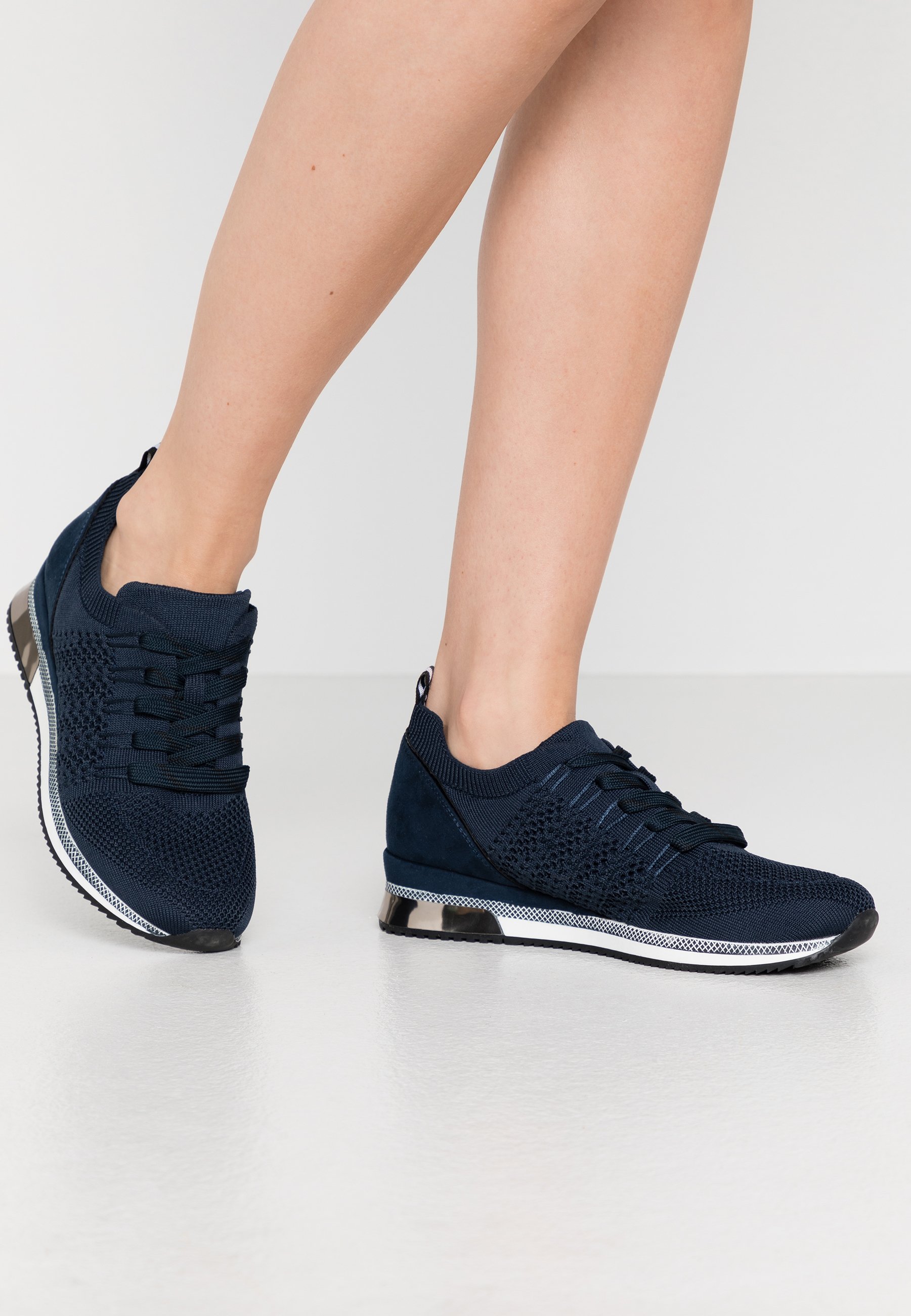 Marco Tozzi Joggesko navymørkeblå Zalando.no Marco Tozzi LACE UP Joggesko navymørkeblå Zalando.no
