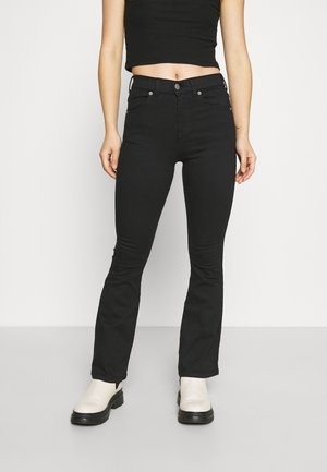 LEXY - Calças de ganga bootcut - black