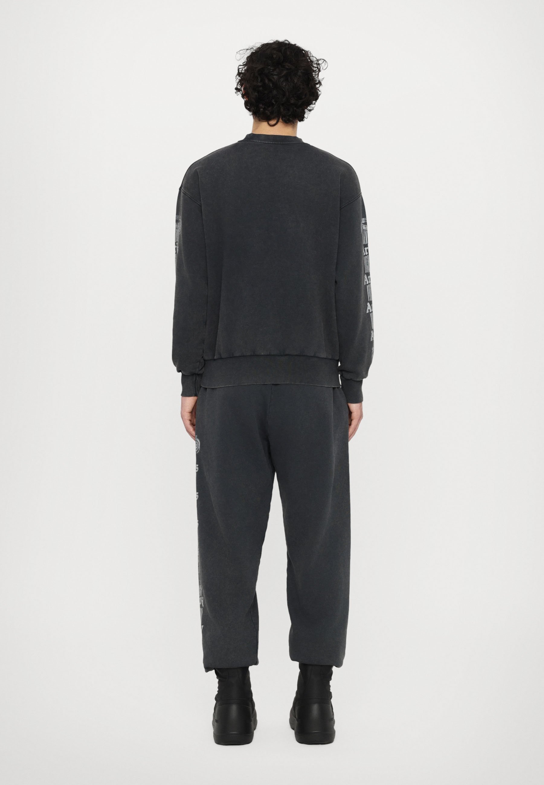 ★ARIES★ U Age Ancent Column Sweatshirt Black AGED ANCIENT Aries Aged Ancient Column Sweat | Apparel » Buy online now!
