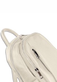 DrachenLeder Backpack - beige